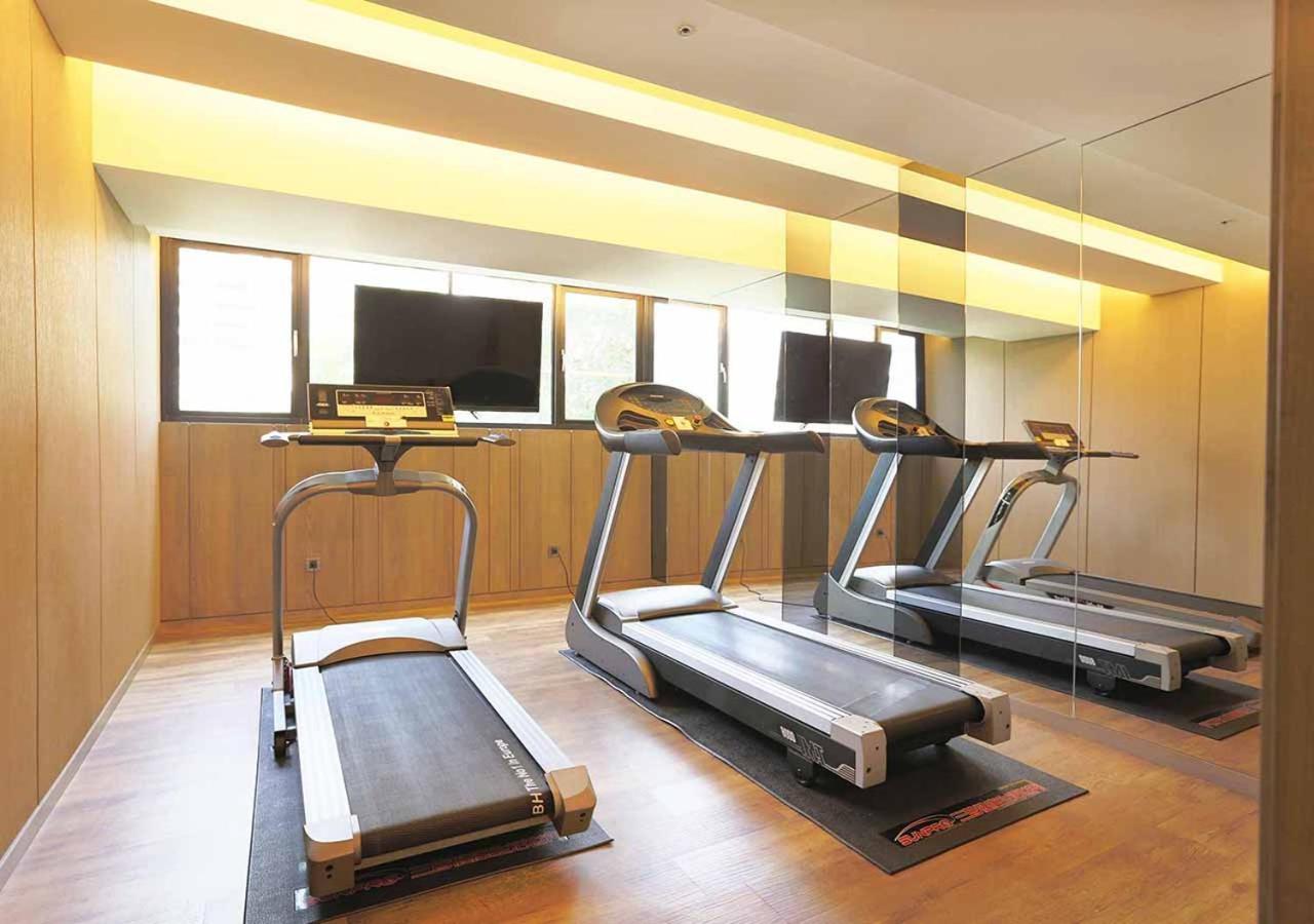 Royal Group Hotel Minghua Branch Kaohsiung Eksteriør bilde